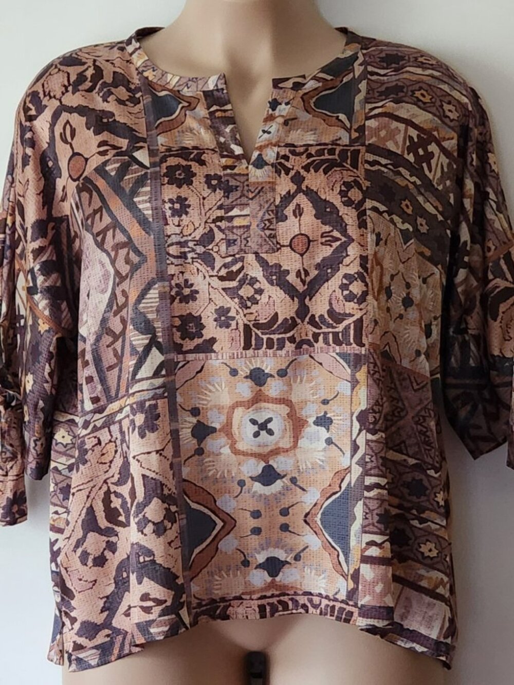 Chico's dressy blouse sz 4 sz 20/22 brown beige ecru Ikat EUC